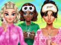 Spil BFFS Luxury Loungewear online
