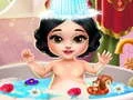 Spil Snedronning Babybad online