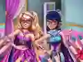 Spil Superhelteprinsesser Neglesalon online